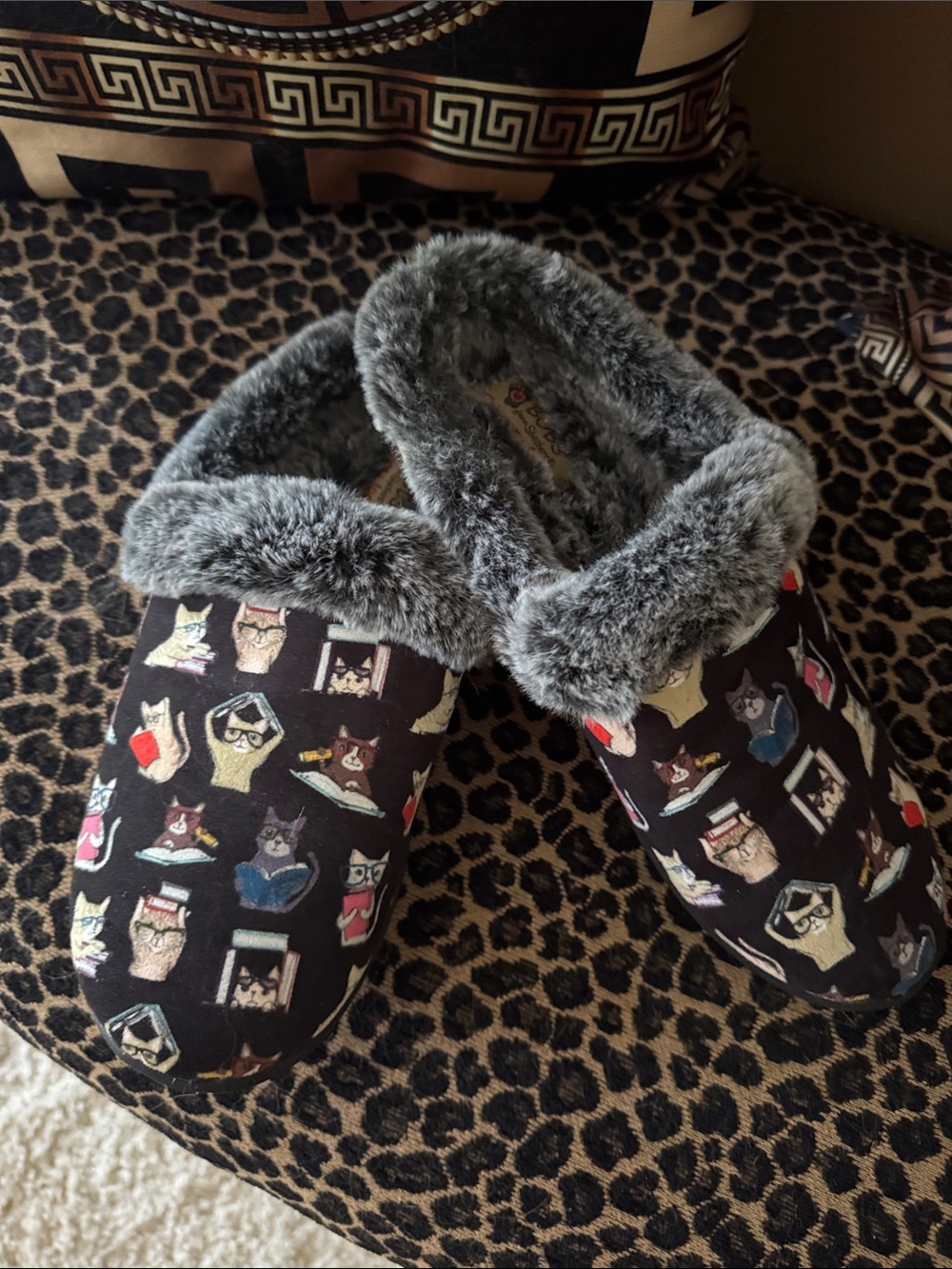Bob’s Sketchers Cozy Grey Faux-Fur Lined Cat Print Slippers
